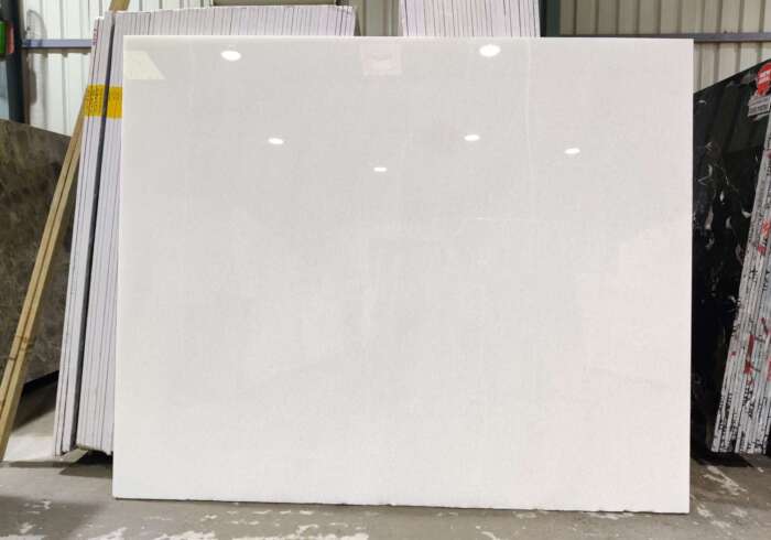 Australian Classic White - Image 4